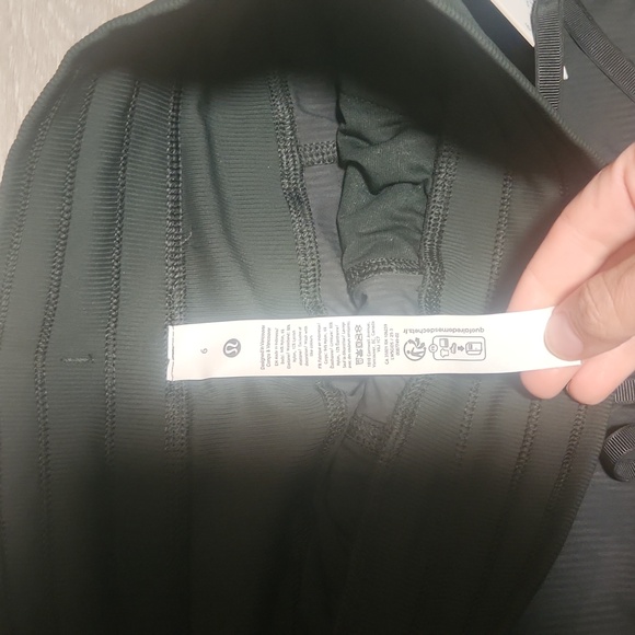 Lululemon Dance Studio Mid-Rise Pant* Short NWT - Picture 5 of 8